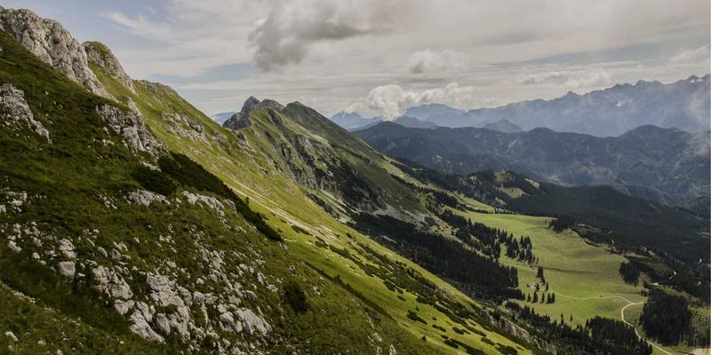 上海美良75：探寻经典国货化妆品的匠心传承与创新之路