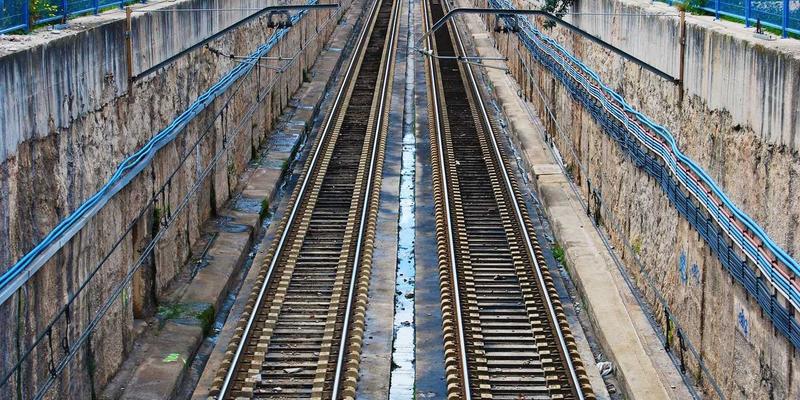 上海美良96:当彩妆艺术遇见专业美发,打造魔都时尚新地标